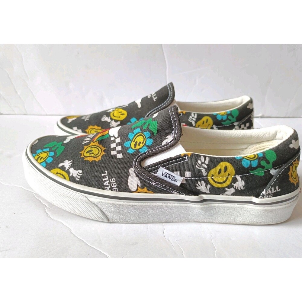 Vans Classic Slip On Shoes Women's Size 10 Black Low Top Sneakers VN0A7VCF936